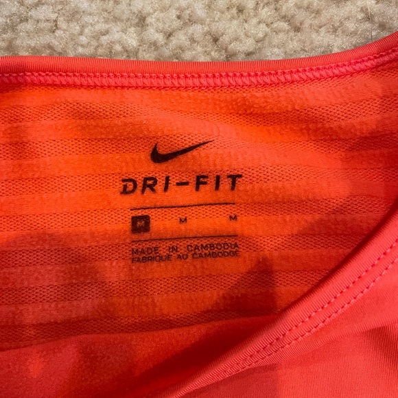 3 Girl’s Size M Athletic Shirts, Nike & Athleta. - Picture 11 of 11